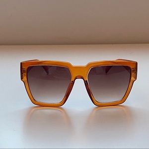 FREE PEOPLE — sunglasses